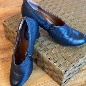 Black Clarks Artisan heels
